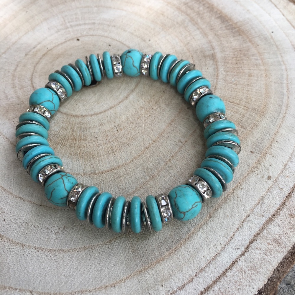Stretchy silver and turquoise bracelet